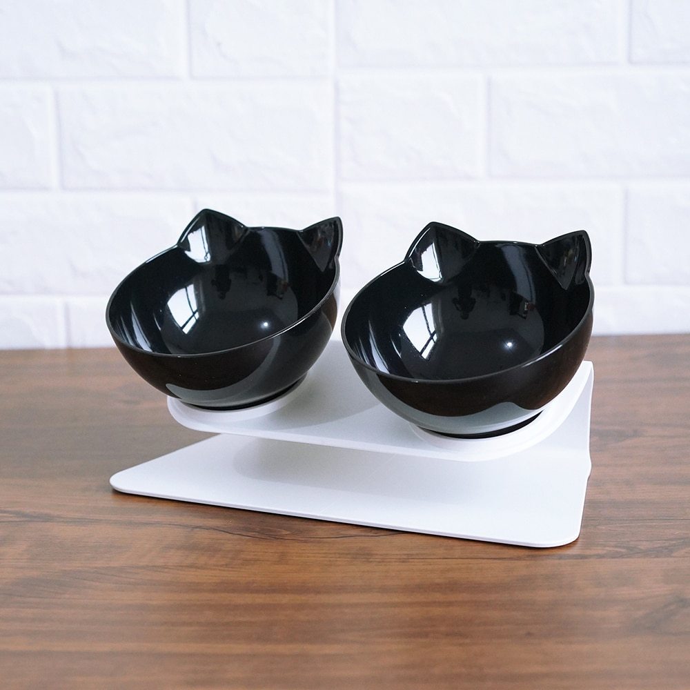 Diagonal, Elevated Feeding Bowl Designed to Protect Cervical Vertebra