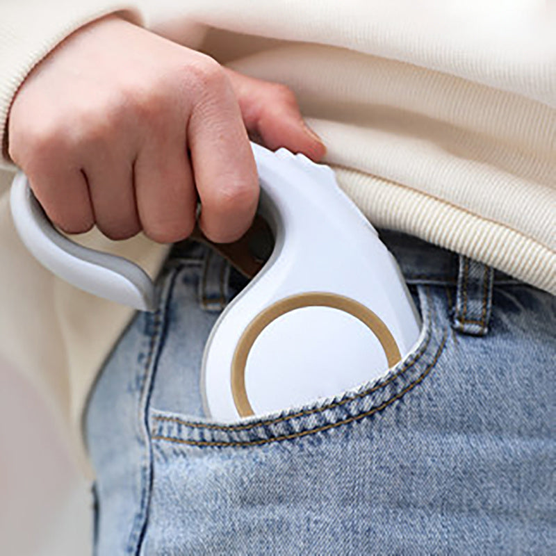 Auto Retractable Leash for Cats & Dogs