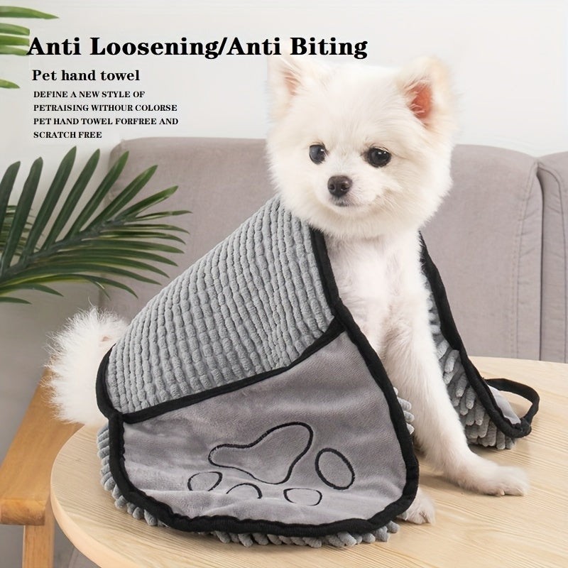 Absorbent Microfiber Quick Drying Towel with Hand Pockets for Cats & Dogs