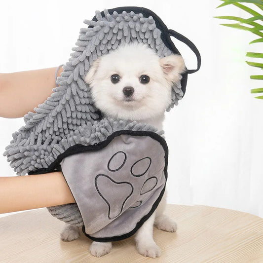 Absorbent Microfiber Quick Drying Towel with Hand Pockets for Cats & Dogs